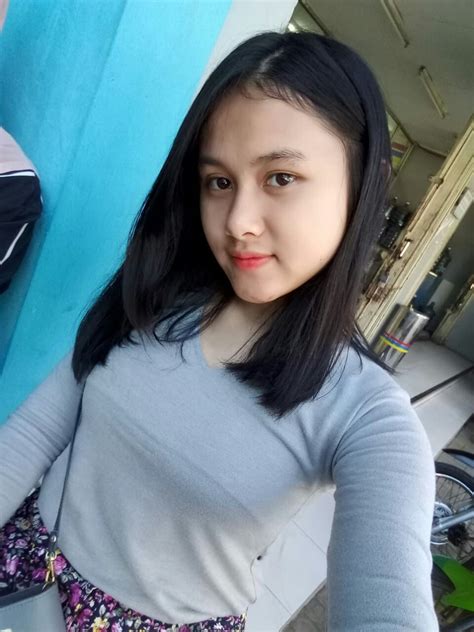 cewek cantik ngentot|cewek montok sexy cantik ngentot Search